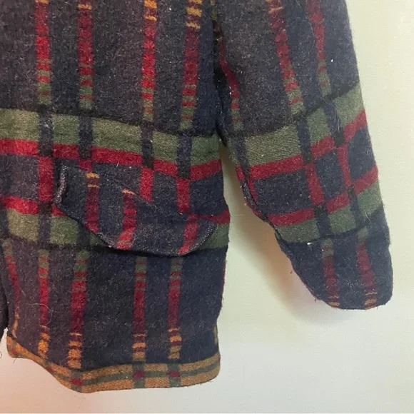 Woolrich Plaid Jacket - Red, Green, Blue size medium